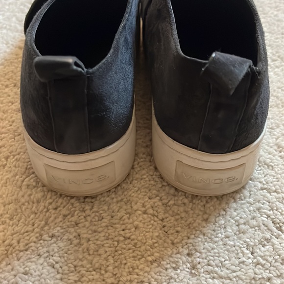 Vince Sneakers! - Picture 3 of 7